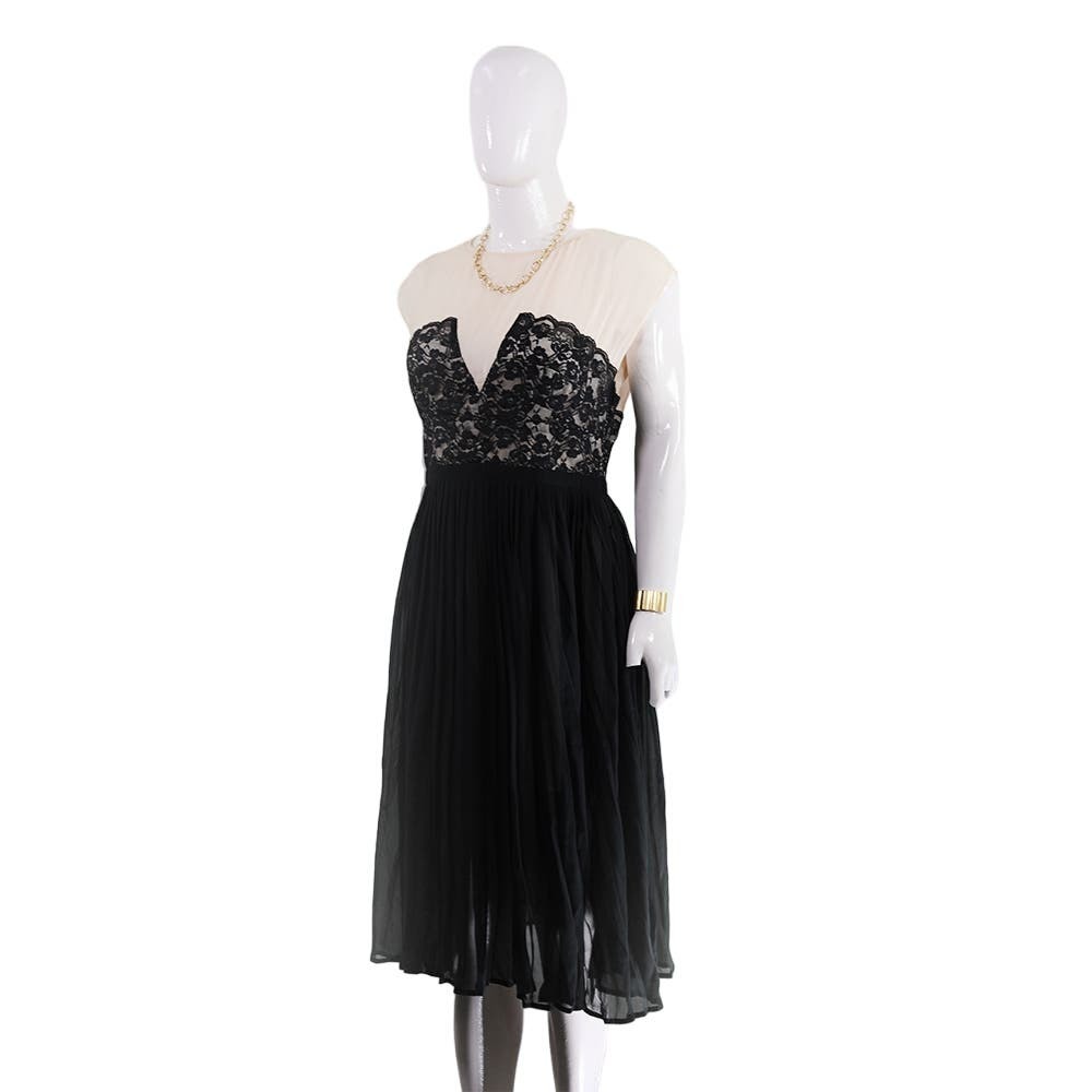 Elegant Beige & Black Lace Accent Midi Party Dress